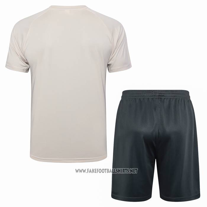 Tracksuit
 Manchester City Short Sleeve
 2024-2025 Yellow
 - Shorts
